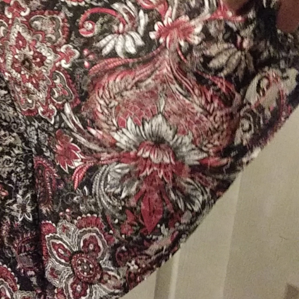 Top - Picture 4 of 8